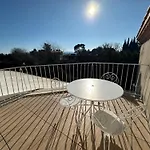 Lv House & Gardens * قرقشونه
